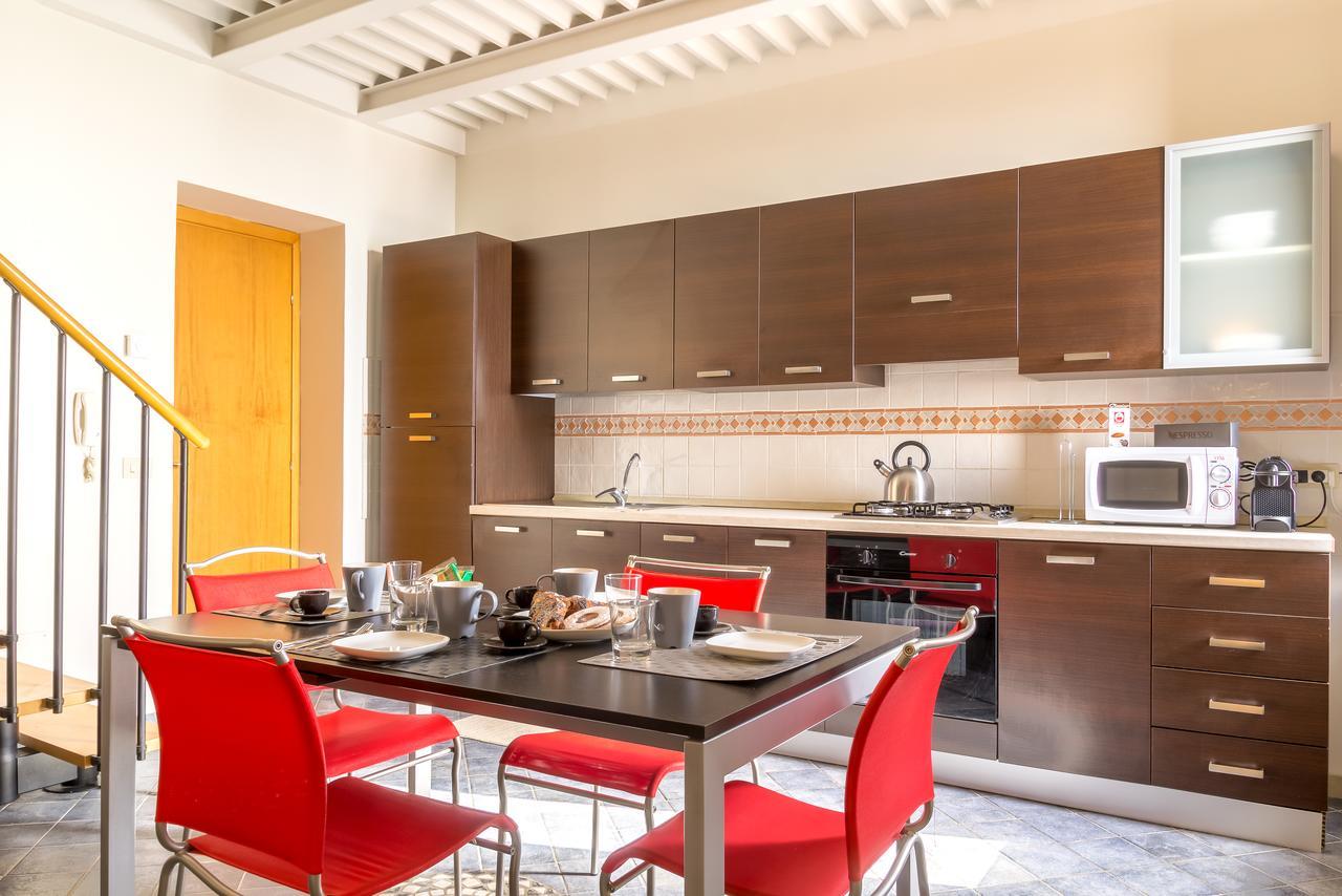 Amartia Apartments Taormina Bagian luar foto