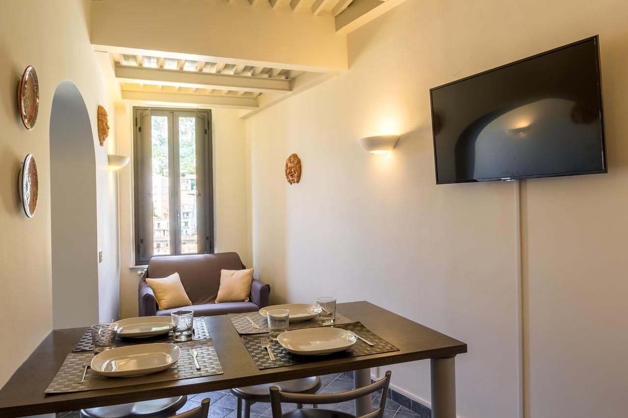 Amartia Apartments Taormina Bagian luar foto