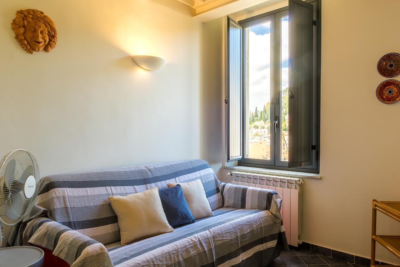 Amartia Apartments Taormina Bagian luar foto