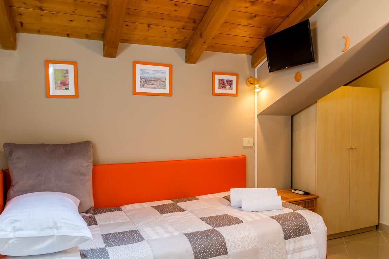 Amartia Apartments Taormina Bagian luar foto
